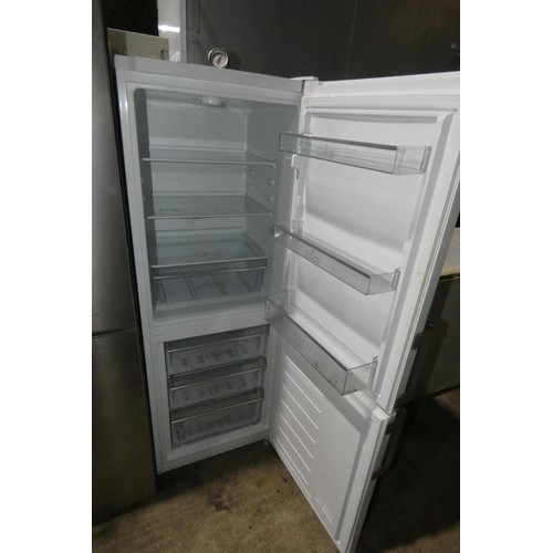 1190 - A fridge freezer by Blomberg type KGM4530 - trade. Tested Working