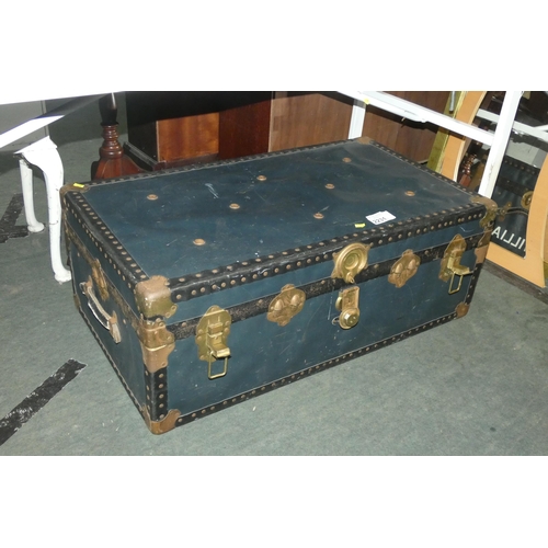 2231 - 1 x Mossman vintage traveling trunk approx 91 x 51 x 35cm high