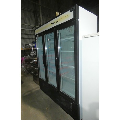 1224 - A commercial wide 3 door display fridge by Tefcold, unit has a broken advertising section - trade. T... 