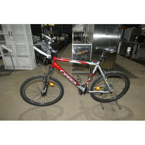 2104 - 1 x Orbea mountain bike