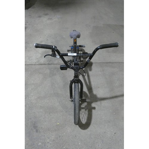 2109 - 1 x BMX type bike by Premium Products