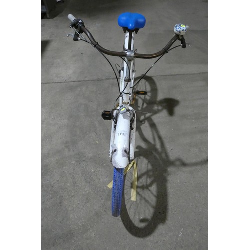 2112 - 1 x Beach Cruiser ladies bike