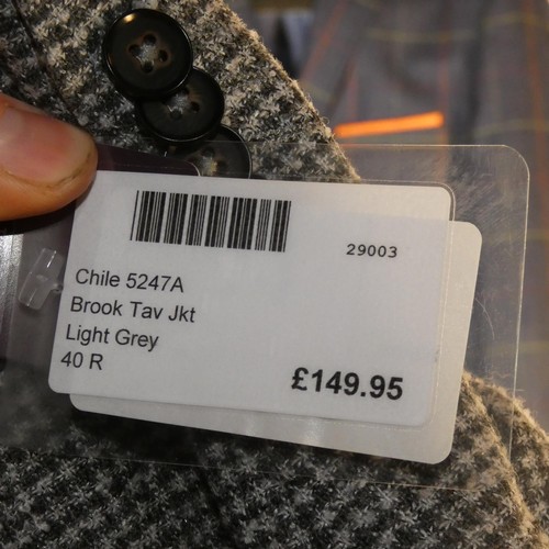 625 - A gentleman's grey jacket by Brook Taverner size 40R, retail price approx £149 - please see pictures... 