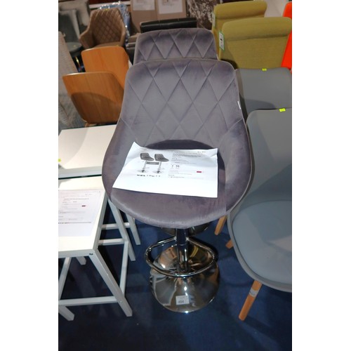 454 - 2 x Dequawn grey upholstered adjustable height swivel counter stools RRP £112 - Already assembled