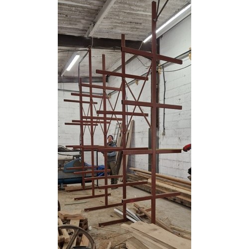 7030 - 1 x double sided metal storage rack comprising of 4 bays (5 uprights), approx 106cm D x 356cm H. The... 