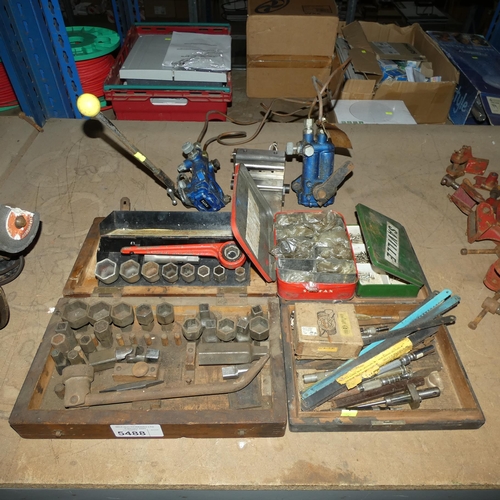 5488 - A quantity of various items including including vintage sockets, a hydraulic unit with control, scre... 