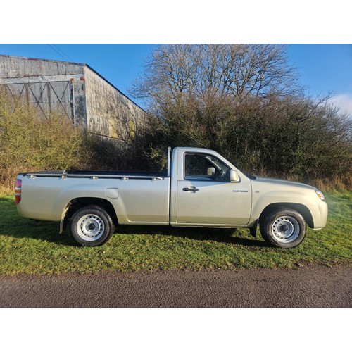 4 - Mazda BT-50, Single Cab Pick Up,
Registration number: WF08 JFN,
V5: Present,
Odometer reading: 36,37... 