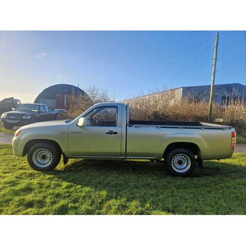 4 - Mazda BT-50, Single Cab Pick Up,
Registration number: WF08 JFN,
V5: Present,
Odometer reading: 36,37... 