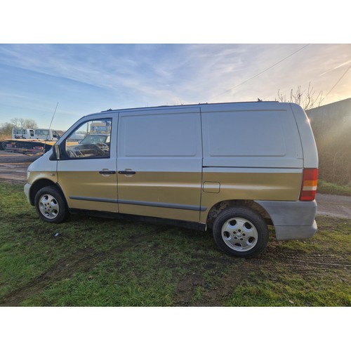 28 - Mercedes Vito Van,
Registration number: WV03 BDU,
V5: Present,
Odometer reading: 66,612 miles,
Date ... 