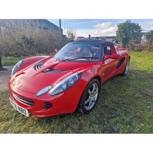 25 - Lotus Elise S, Convertible,
Registration number: HF56 NBO,
V5: Present,
Odometer reading: 14,508 mil... 