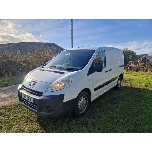 29 - Peugeot Expert
Registration number: DP11 ODA,
V5: Present,
Odometer reading: 98,053 miles, 
Date of ... 