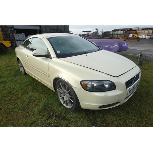 1 - Volvo C70  SE LUX Premium T5, Convertible,
Registration number: NL09 VMM,
V5: Present
Odometer readi... 