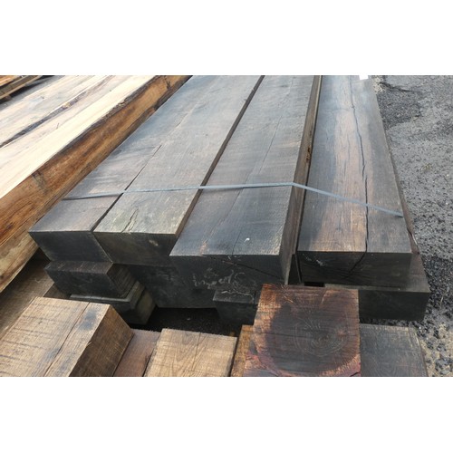 7032 - 11 x oak sleepers comprising of mostly 24.5 x 12 x 240cm