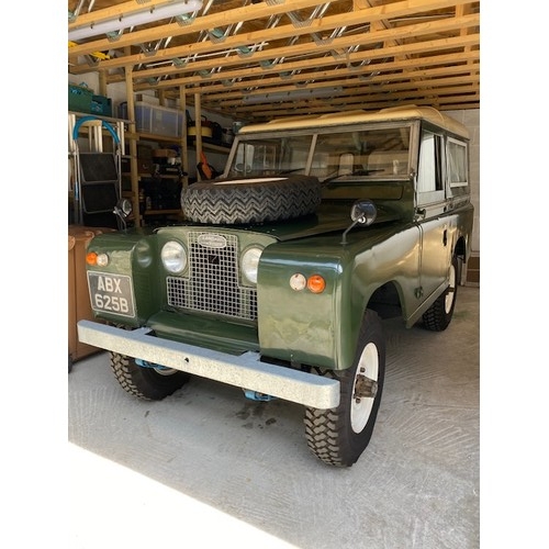 23 - Landrover Series 2a
Registration number: ABX 625B,
V5: Present,
Odometer reading: 99,874 miles, 
Dat... 