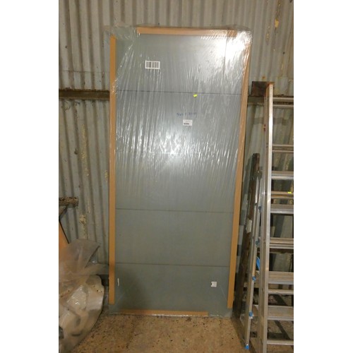 6006 - 1 x glass door approx 940 x 2040mm