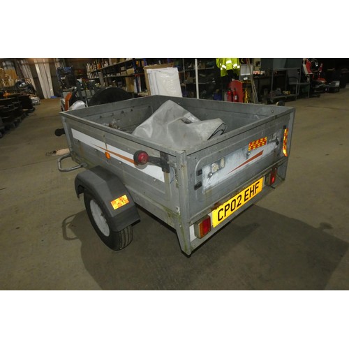 6993 - A single axle, un-braked  trailer, no make or model visible, the body measures approx 150cm long x 1... 