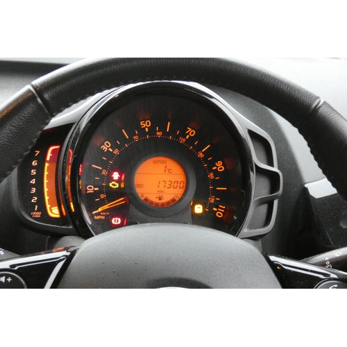 10 - Toyota Aygo X-Pure VVT-I,
Registration number: WG16 MPE,
V5: Present with lots of service history
Od... 