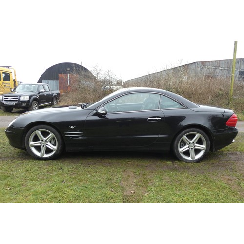 11 - Mercedes SL500 Auto
Registration number: V50 OOV
V5: Present,
Odometer reading: 98,974 miles,
Date o... 