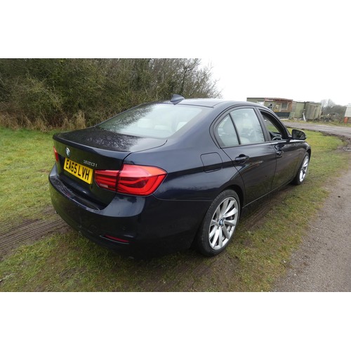 13 - BMW 320i SE Auto,
Registration number: EA65 LVH,
V5: Not present,
Odometer reading: 31,119 miles,
Da... 