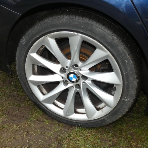 13 - BMW 320i SE Auto,
Registration number: EA65 LVH,
V5: Not present,
Odometer reading: 31,119 miles,
Da... 