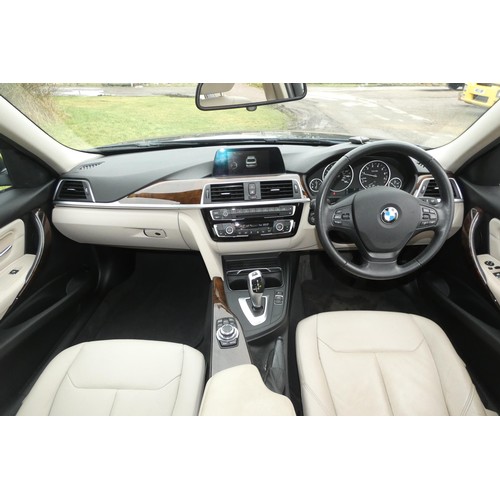 13 - BMW 320i SE Auto,
Registration number: EA65 LVH,
V5: Not present,
Odometer reading: 31,119 miles,
Da... 