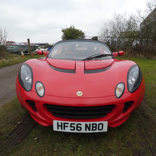 25 - Lotus Elise S, Convertible,
Registration number: HF56 NBO,
V5: Present,
Odometer reading: 14,508 mil... 