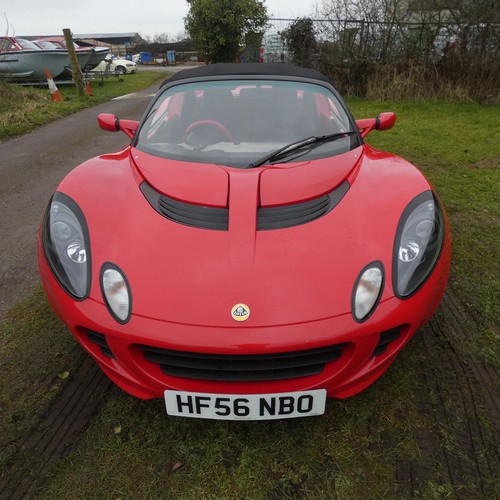 25 - Lotus Elise S, Convertible,
Registration number: HF56 NBO,
V5: Present,
Odometer reading: 14,508 mil... 