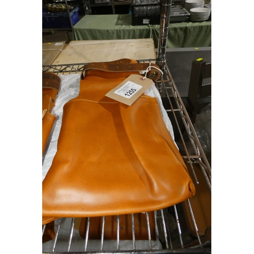 1255 - A leather, waist half apron by Pier Point with a pouch