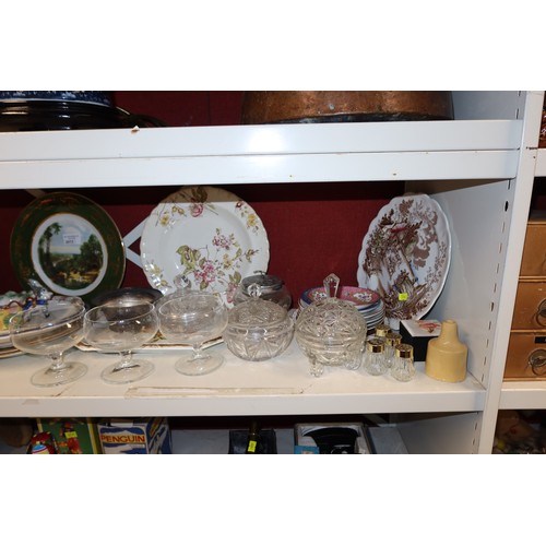 3013 - A quantity of miscellaneous chinaware, glassware and ornaments etc (one shelf)