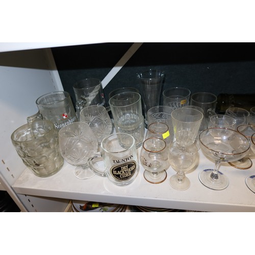 3043 - A quantity of miscellaneous decorative advertising whisky water jugs and other decorative glassware ... 