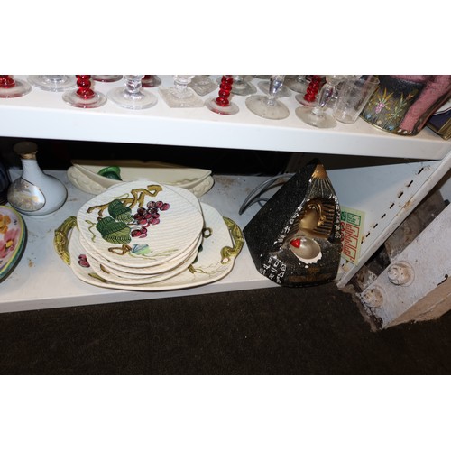3057 - A quantity of miscellaneous decorative tea ware, glassware, ornaments and trinkets etc (three shelve... 