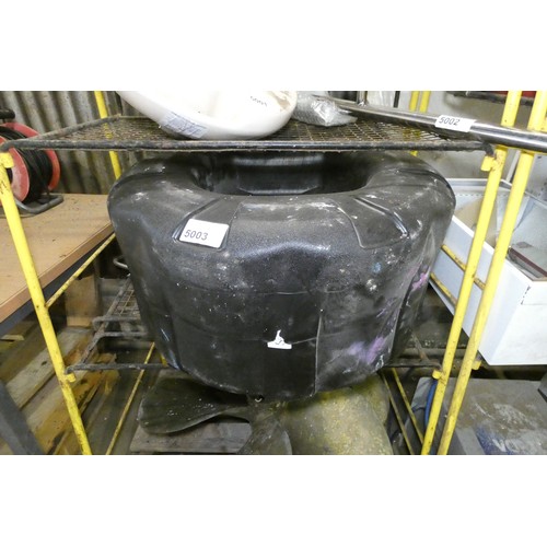 Lot 5003      