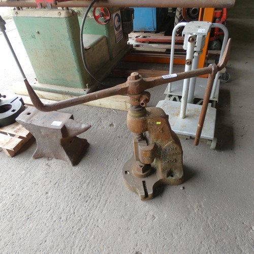 Lot 5051      