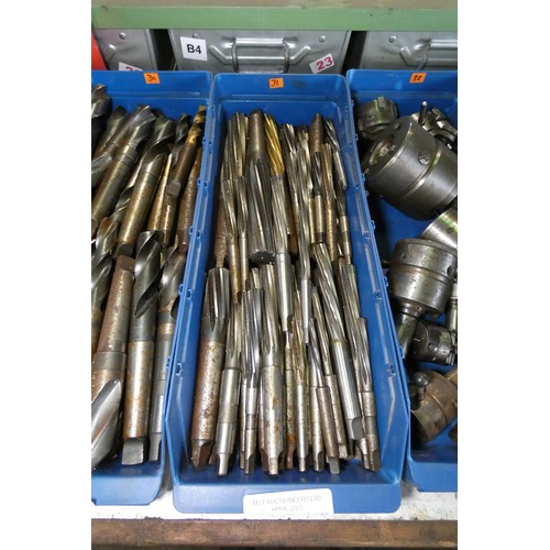 1 x plastic box containing a quantity of various reamers