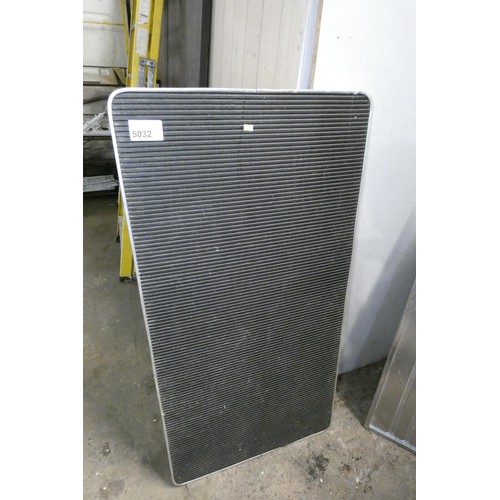 Lot 5032      
