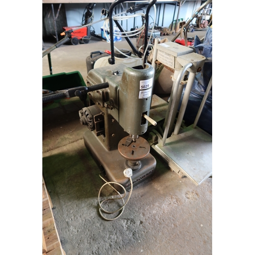 Lot 5029      