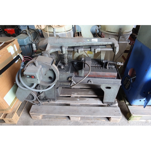 Lot 5033      