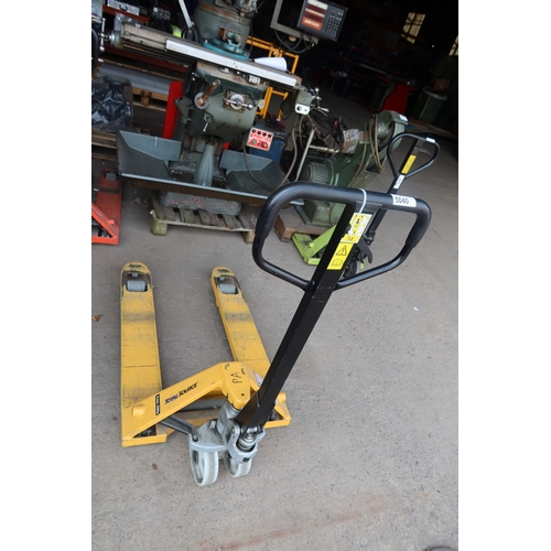 Lot 5040      