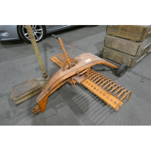 1 x tow behind York landscape rake model RM approx 4ft wide (for use ...