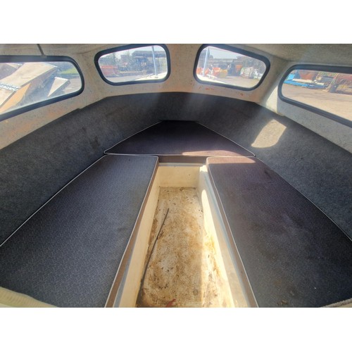 6799 - 1 x 16ft Mayland E-500 fishing boat, fitted with a Garmin fish finder and a Four stroke Mercury 30hp... 