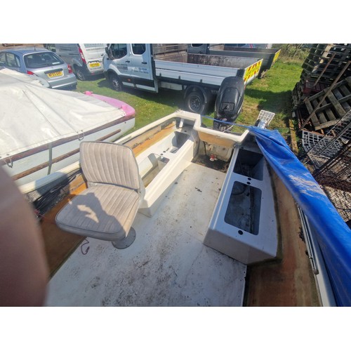 6799 - 1 x 16ft Mayland E-500 fishing boat, fitted with a Garmin fish finder and a Four stroke Mercury 30hp... 