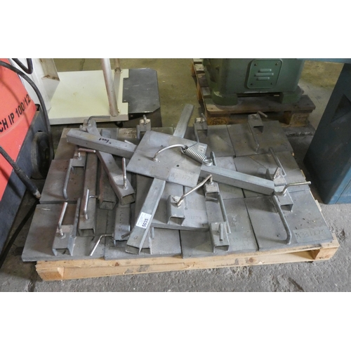 Lot 5035      
