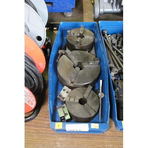 5094 - 1 x blue plastic box containing 3 x various lathe chucks