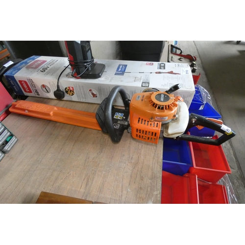 5109 - 1 x Echo HC-1500 petrol engine hedge trimmer