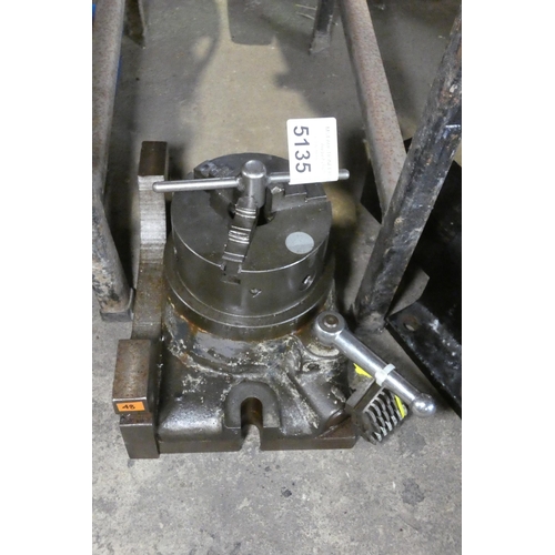 Lot 5135      