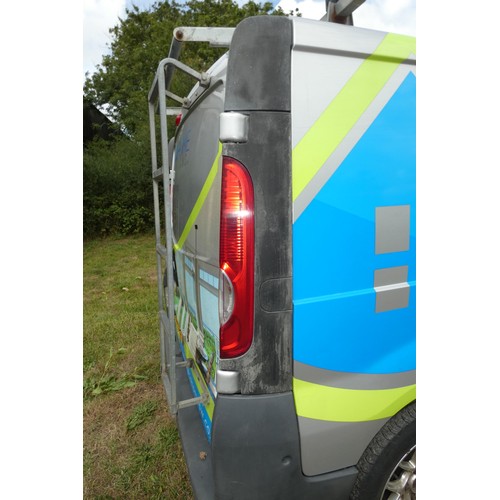8 - Nissan Primestar DCI 115 SE SWB,
Registration number: LG57 LCZ,
V5: Present,
Odometer reading: 128,9... 
