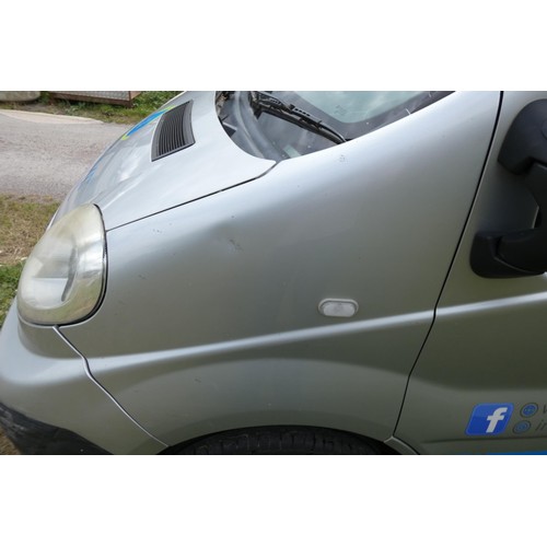 8 - Nissan Primestar DCI 115 SE SWB,
Registration number: LG57 LCZ,
V5: Present,
Odometer reading: 128,9... 