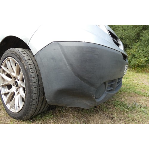 8 - Nissan Primestar DCI 115 SE SWB,
Registration number: LG57 LCZ,
V5: Present,
Odometer reading: 128,9... 