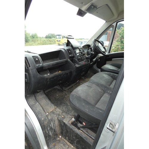 7 - Peugeot Boxer 435 Professional L4,
Registration number: FH16 ZWR,
V5: Not present,
Odometer reading:... 