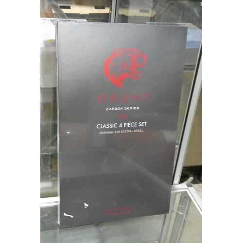 2037 - A classic 4 piece chef knife set by Orient type Carbon Series